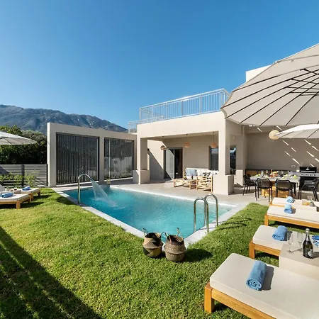 Villa Ks Luxury Heated Pools