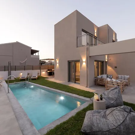 Vila Ks Luxury Heated Pools