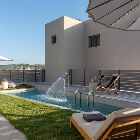 Villa Ks Luxury Heated Pools *